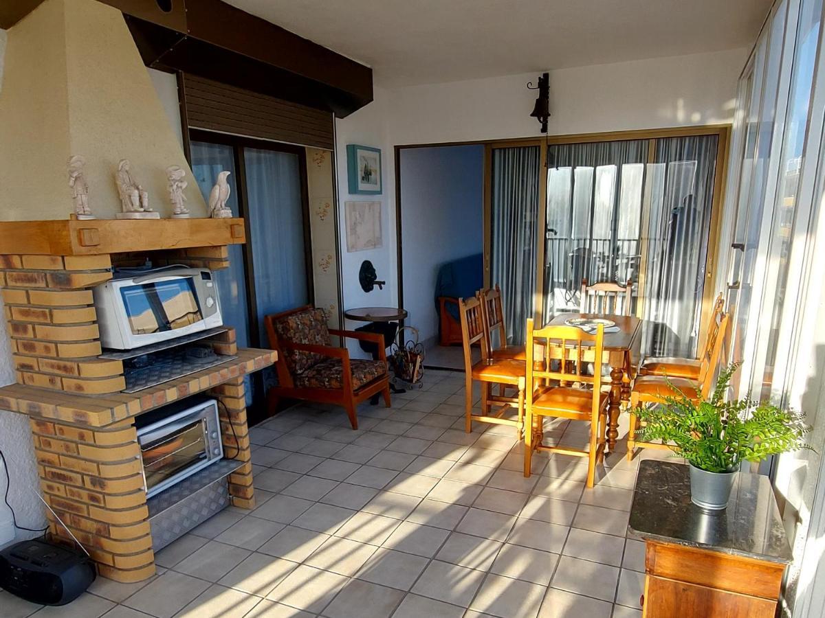 Sol Marina Apartment سالو المظهر الخارجي الصورة