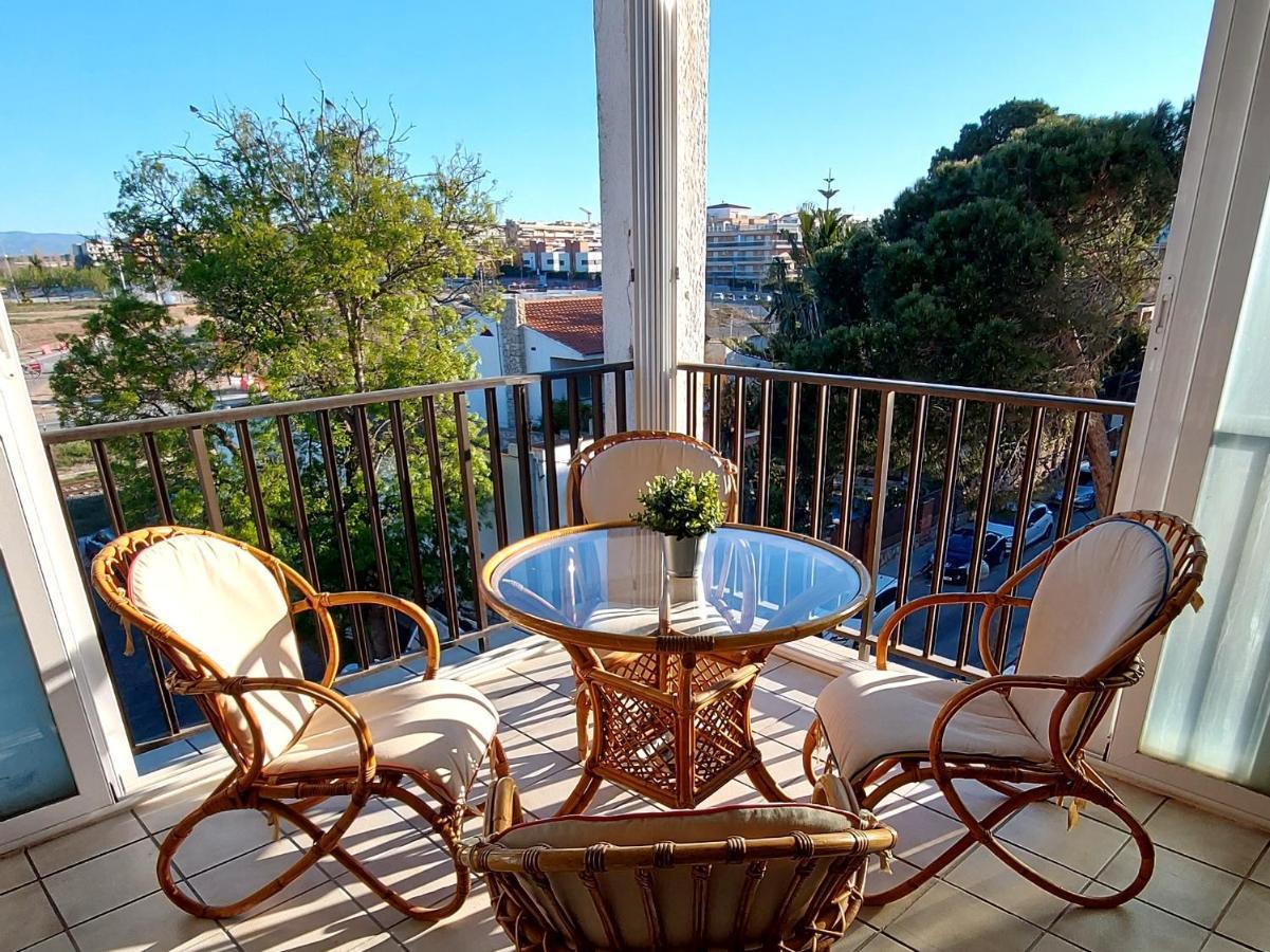 Sol Marina Apartment سالو المظهر الخارجي الصورة